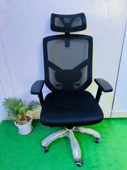 Manager chair